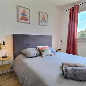 lartiste.hotels-rhonealpes.com/
